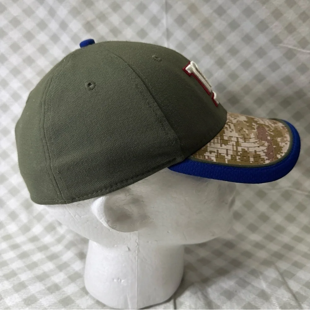 New York Giants Vintage New Era 39Thirty Salute To Service M/L FlexFit Cap Hat
